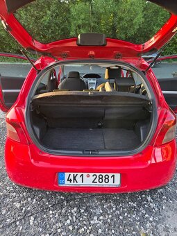 Toyota Yaris 1.0VVTI - 2