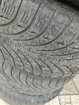 Zimní pneu 205/55 r16 - 2