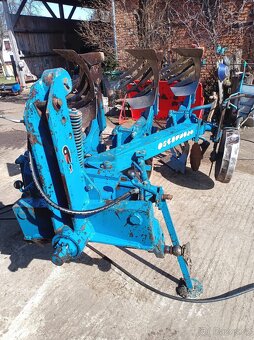 Prodám 3 radlicni bluh Rabe s jištěním proti kamenům - 2