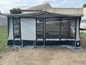 Karavan Delta 440 Pojezd, zánovní předstan - 2