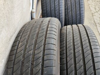 17"zánovní letní pneu Michelin 215/55/17 = 6000Kč/4ks - 2