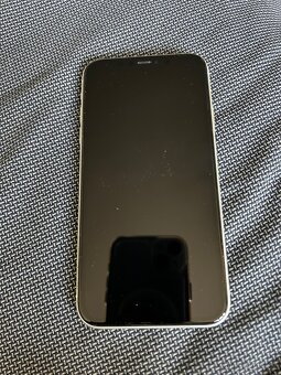 iPhone 11 - 2