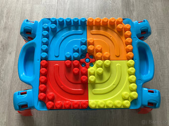 Mega Bloks Mega Skládací hrací stůl s kostkami - 2