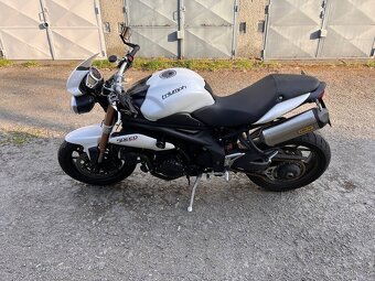 Triumph Speed Triple 1050 - 2