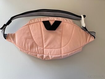 Adidas ledvinka - 2