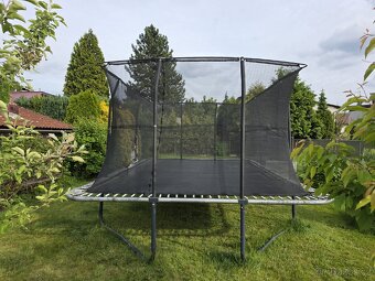 Trampolína JumpKing - 2