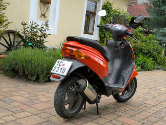 Skůtr Derbi Atlantis - 2