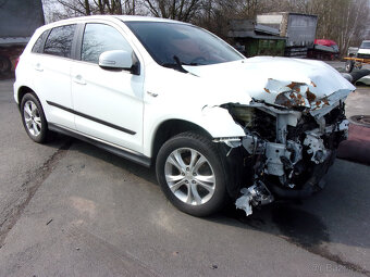 Mitsubishi ASX - 2