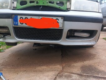 Prodám přední nárazník na škoda Octavia 1 RS - 2