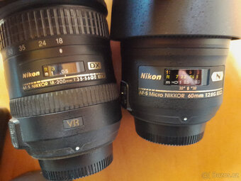 Nikon D90 + 2x objektiv + příslušenství - 2