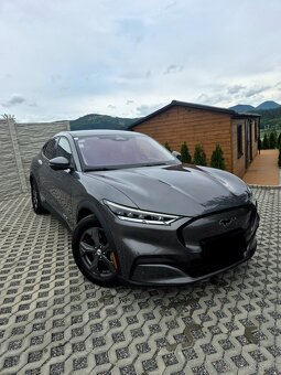 Ford Mustang Mach-E odpocet DPH vozidlo v záruke - 2