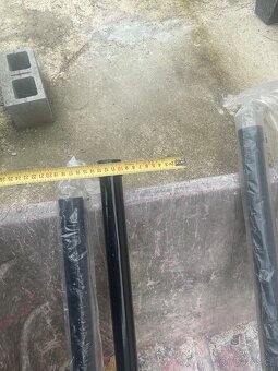 NOVE Plotove sloupky 100cm, prumer 3cm - 2