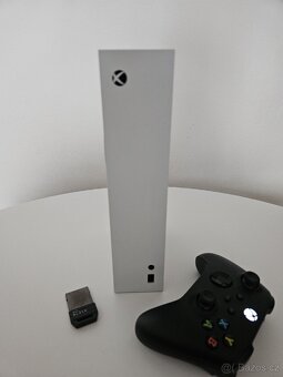 Xbox series S s rozšířením paměti 512gb a ovladačem - 2