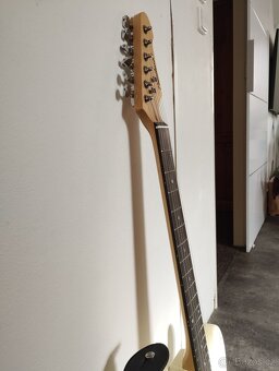 Elektrická kytara- Pasadena - 2