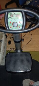 Vibrační masážní posilovací stroj - 2