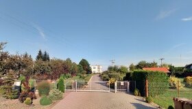 Prodej rodinného domu s  pozemkem 1 724 m² - 2