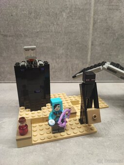 Lego Minecraft 21151 - Boj s Drakem z Endu - 2