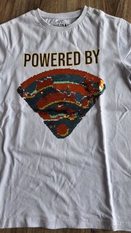 Chlapecká trička velikost 134/140 - 2