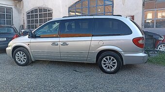 Chrysler grand Voyager 2.8crd STOW and GO - 2