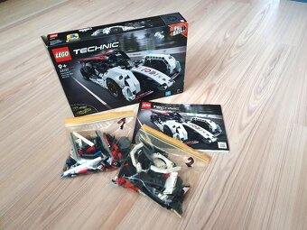 LEGO Technic 42137 Formule E Porsche 99X Electric - 2