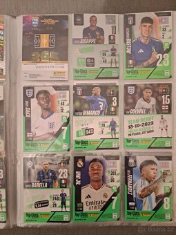 Fotbalové kartičky + album - 2