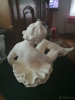 porcelánové sošky značené - 2