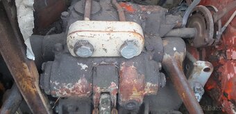 Prodám silovou hydrauliku na zetor 4011, 4511, 4611 - 2