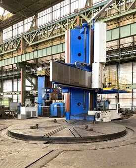 Soustruh svislý jednostojanový SKJT 80/160 ČKD Blansko - 2