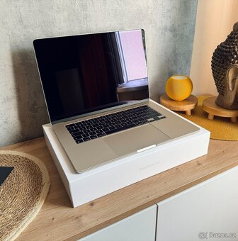 Macbook Air 13"6 M2 2023 8/256GB - 2