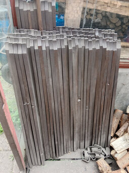 BRÁNA a LAŤKY NA PLOT - 2