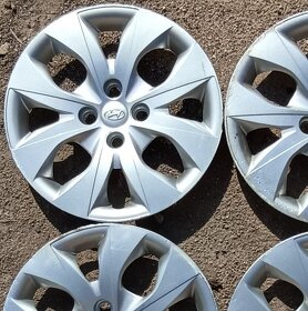 origo poklice Hyundai 15" č08 - 2