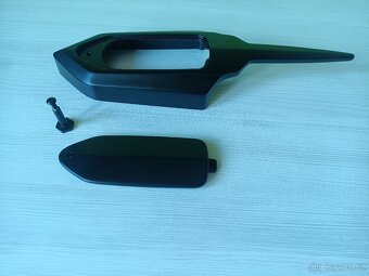 Prodám doplňky na Yamaha Raider XV 1900 - 2