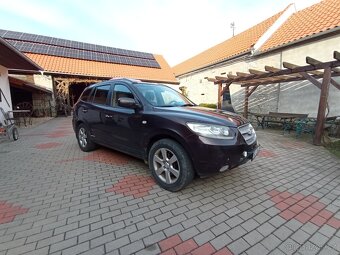 Prodám auto značky Hyundai Santa Fe. - 2