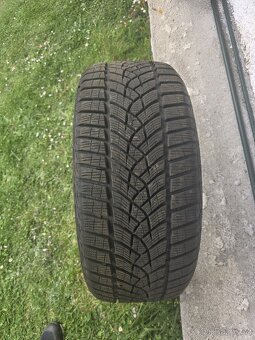 Pneumatika 225/45/R18 - 2