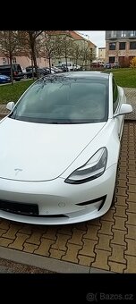 Tesla model 3 - 2