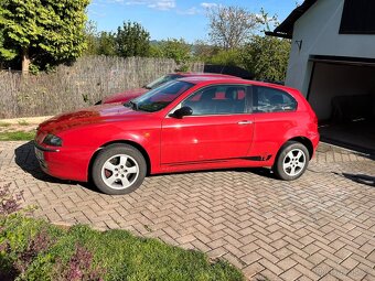 Alfa Romeo 147 1.9 JTD Bose - 2