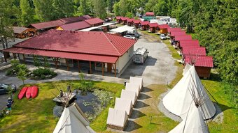 KEMPAŘEM V NEJLEPŠÍM KEMPU NA VLTAVĚ - 2