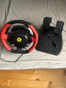 Volant Trustmaster - 2
