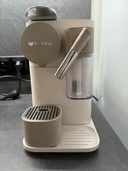 Kávovar Nespresso De’Longhi Lattissima One EN510.W - 2