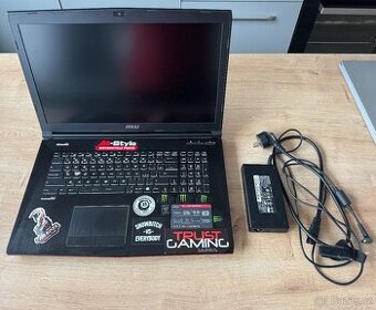 Herní notebook MSI, Intel Core i7, RAM 8GB, 1TB HDD - 2