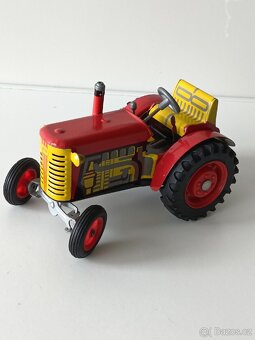 Traktor Zetor Kovap stará hračka - 2