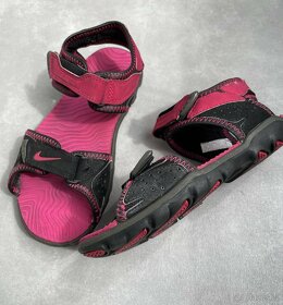 Sandálky Nike vel.31 - 2