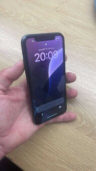 iPhone 11 128 GB - 2