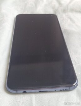 Samsung Galaxy S10e 128gb - 2