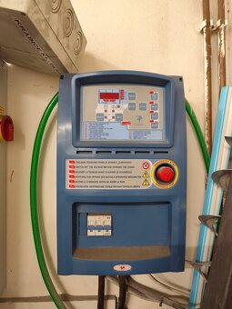 Benzínová stacionární elektrocentrála EUROPOWER EP16000TE - 2