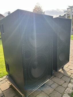 2 kusy subwooferů Meyer Sound PSW2 Podobné jako D&B Audiotec - 2