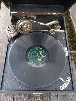 Gramofon na kliku - 2