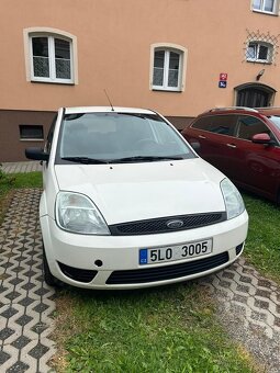 Ford Fiesta 1.3i (51 kW), r. 2004 – STK 3/2026, zimní kola - 2