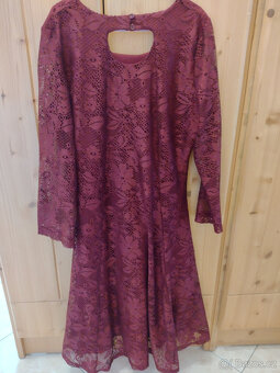 DÍVČÍ BORDÓ ŠATY - vel. S - 2