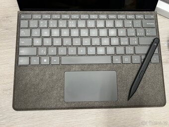 Microsoft Surface Pro 8 (i5, 8GB, 256GB) - 2